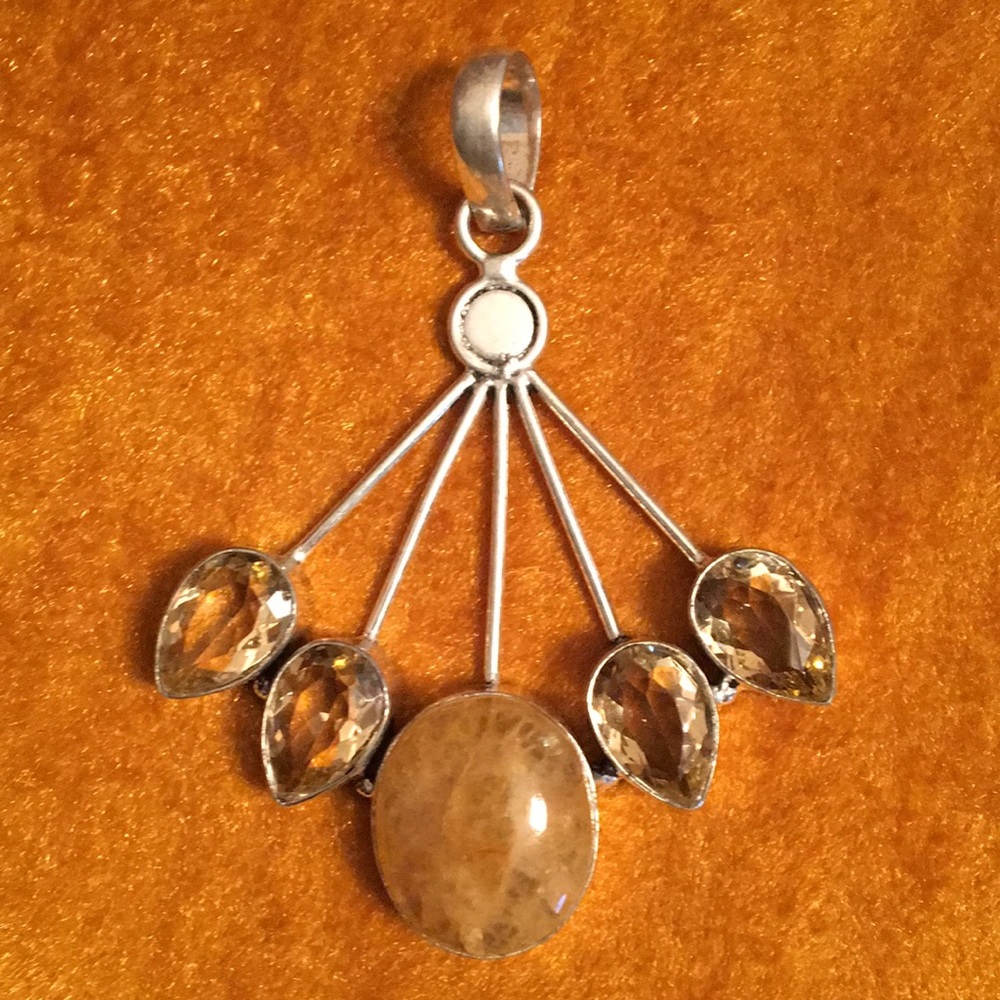 Pendant